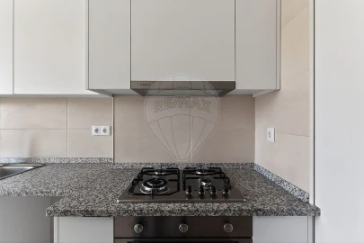 Apartamento T3 para Arrendamento em Benfica