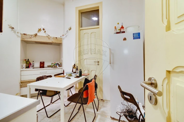 Apartamento T4 para Venda em Arroios Foto 8