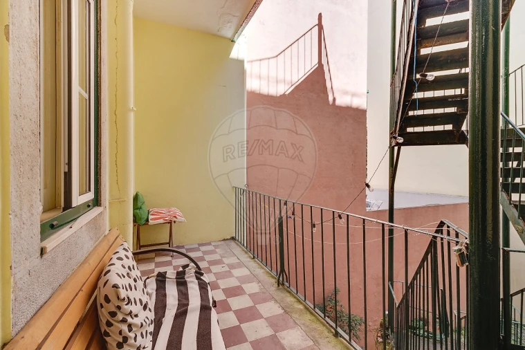 Apartamento T4 para Venda em Arroios Foto 6