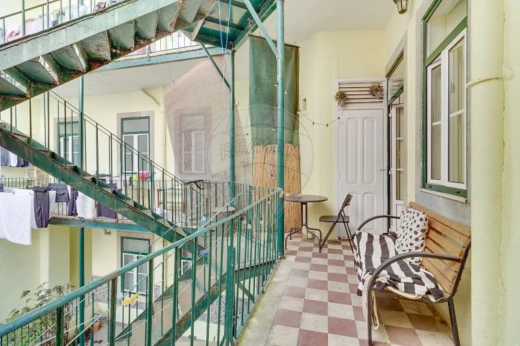 Apartamento T4 para Venda em Arroios Foto 7