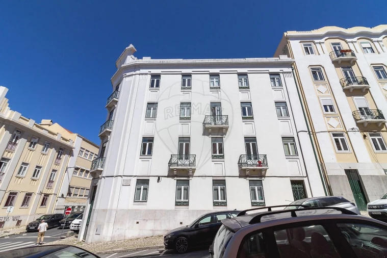 Apartamento T4 para Venda em Arroios Foto 9