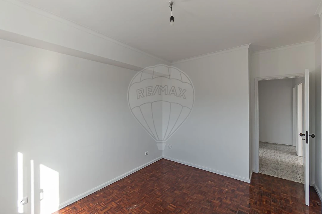 Apartamento T3 para Arrendamento em Mafamude e Vilar do Paraíso Foto 16