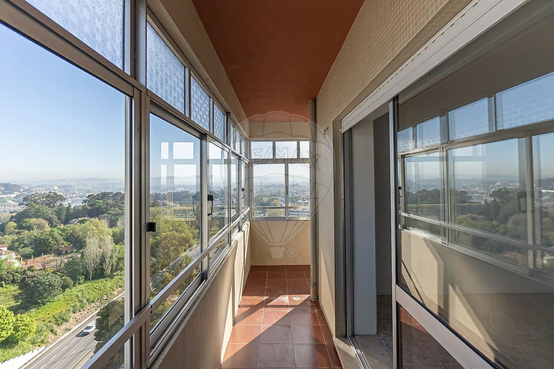 Apartamento T3 para Arrendamento em Mafamude e Vilar do Paraíso Foto 22