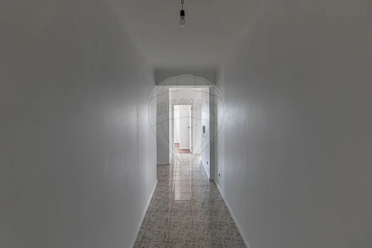 Apartamento T3 para Arrendamento em Mafamude e Vilar do Paraíso Foto 7