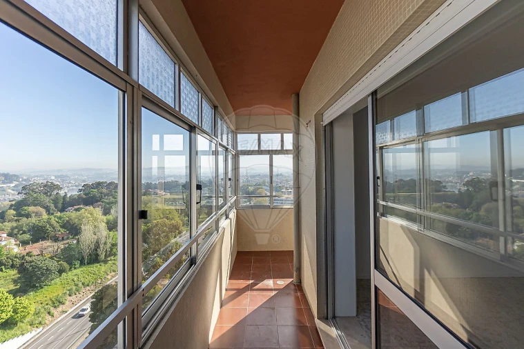 Apartamento T3 para Arrendamento em Mafamude e Vilar do Paraíso Foto 22