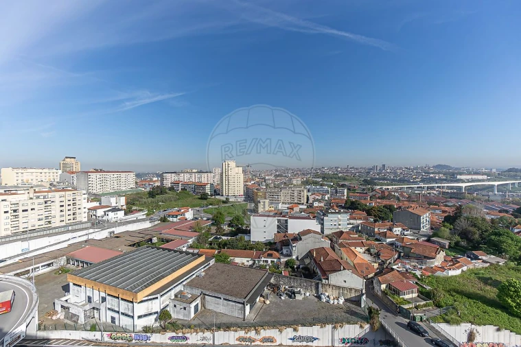 Apartamento T3 para Arrendamento em Mafamude e Vilar do Paraíso Foto 26