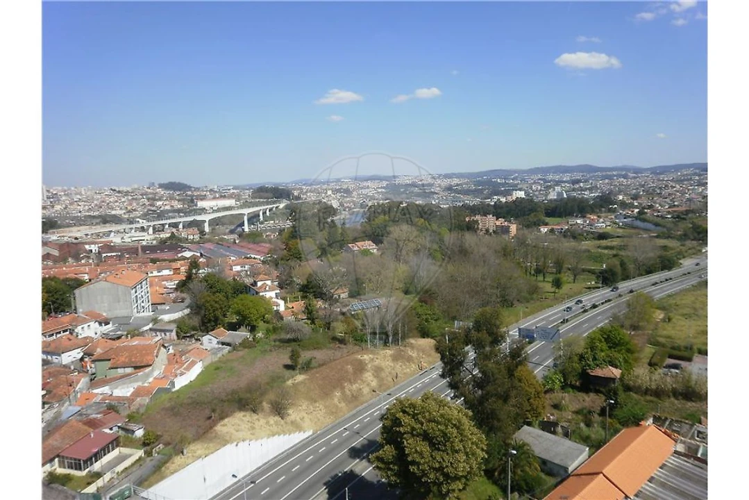 Apartamento T3 para Arrendamento em Mafamude e Vilar do Paraíso Foto 4