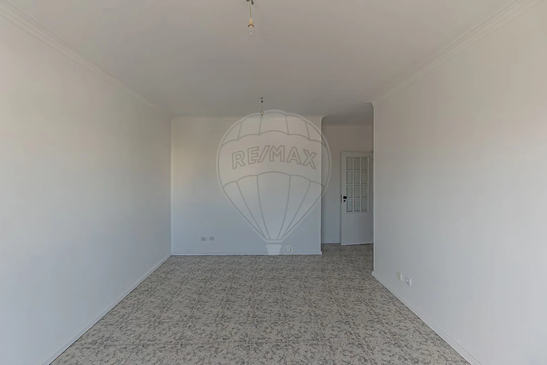 Apartamento T3 para Arrendamento em Mafamude e Vilar do Paraíso Foto 35