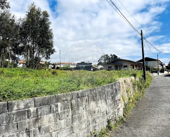 Terreno para Venda em O. Azeméis, Riba-Ul, Ul, Macinhata Seixa, Madail