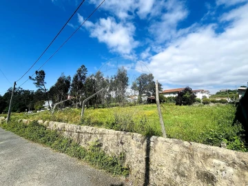Terreno para Venda em O. Azeméis, Riba-Ul, Ul, Macinhata Seixa, Madail