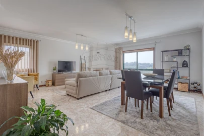 Apartamento T2 para Venda em Pedroso e Seixezelo