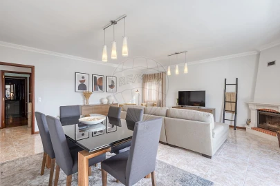 Apartamento T2 para Venda em Pedroso e Seixezelo