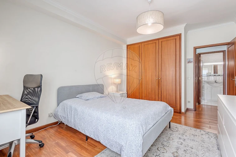 Apartamento T2 para Venda em Pedroso e Seixezelo Foto 13