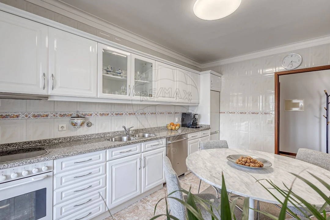 Apartamento T2 para Venda em Pedroso e Seixezelo Foto 7