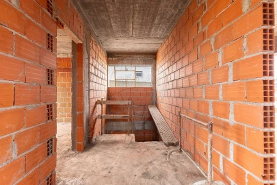 Moradia T4 para Venda em Santa Barbara