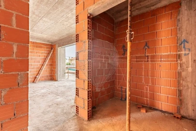 Moradia T4 para Venda em Santa Barbara