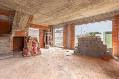 Moradia T4 para Venda em Santa Barbara