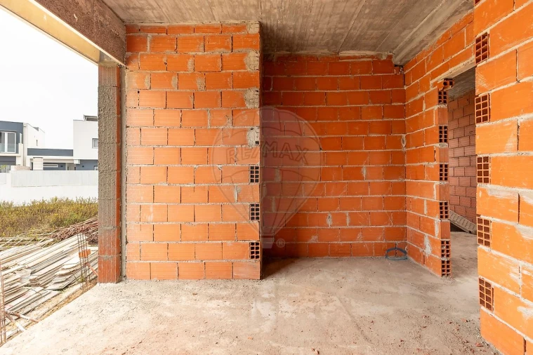 Moradia T4 para Venda em Santa Barbara Foto 17