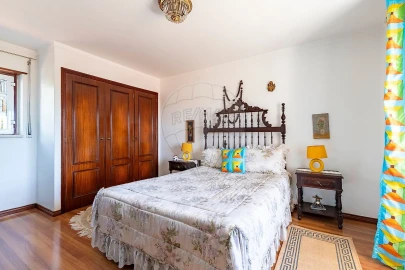 Moradia T4 para Venda em A dos Cunhados e Maceira