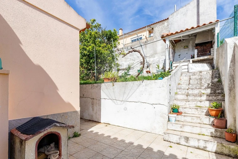 Moradia T4 para Venda em A dos Cunhados e Maceira Foto 29