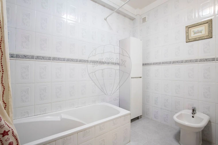 Moradia T4 para Venda em A dos Cunhados e Maceira Foto 10