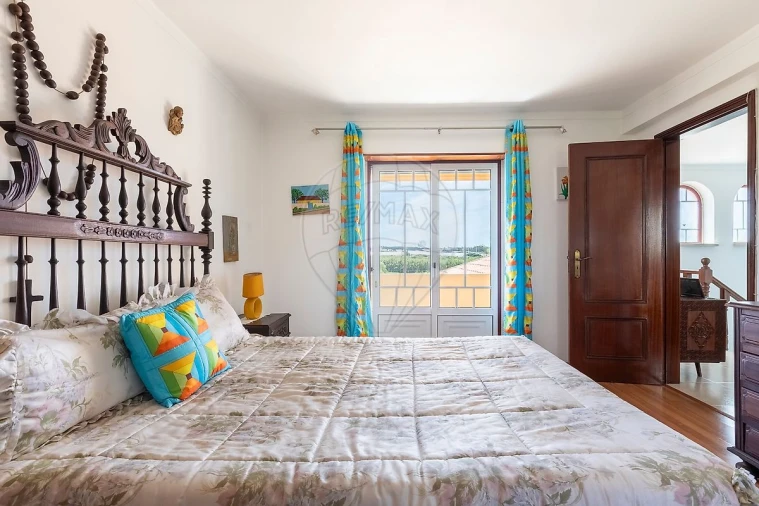 Moradia T4 para Venda em A dos Cunhados e Maceira Foto 18