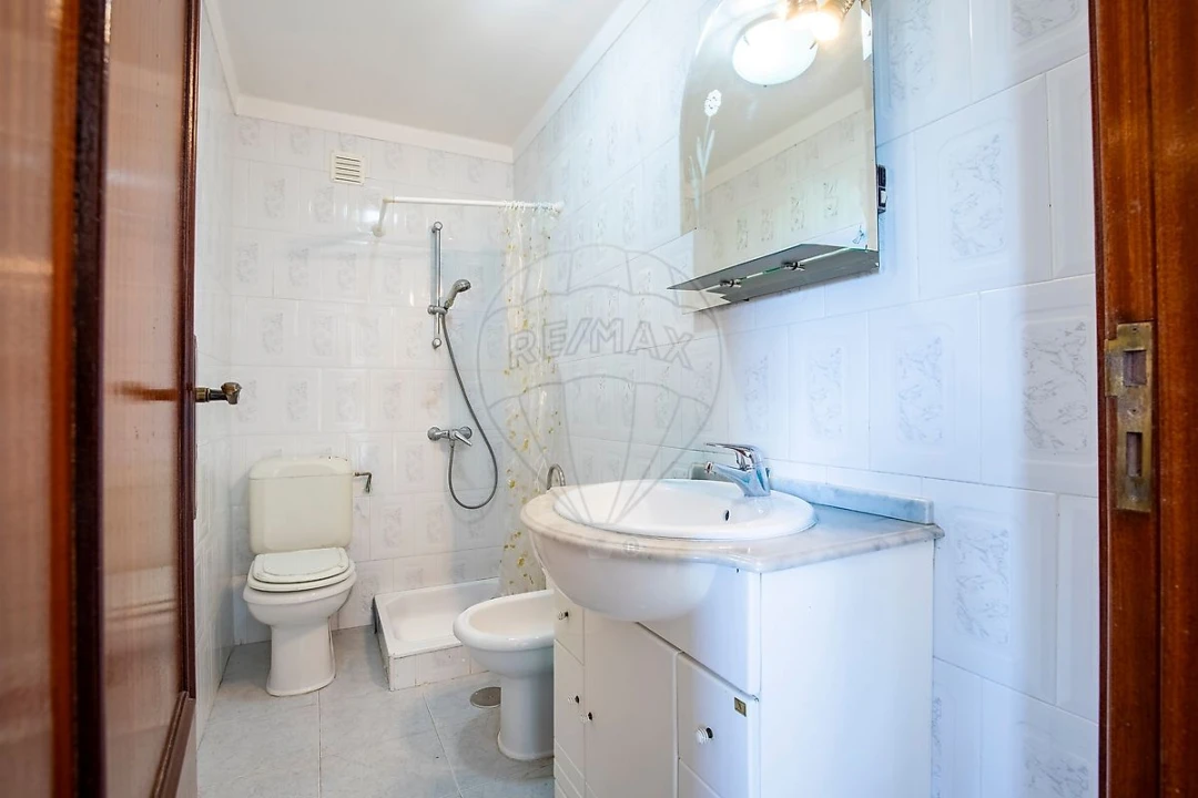 Moradia T4 para Venda em A dos Cunhados e Maceira Foto 21