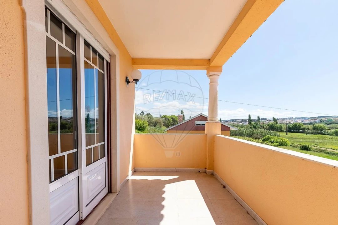 Moradia T4 para Venda em A dos Cunhados e Maceira Foto 17