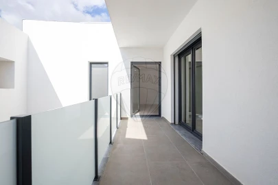 Apartamento T2 para Venda em Santa Maria, São Pedro e Matacães