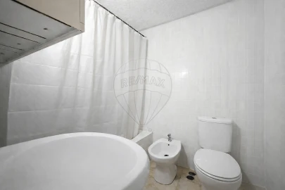 Apartamento T3 para Venda em Beato