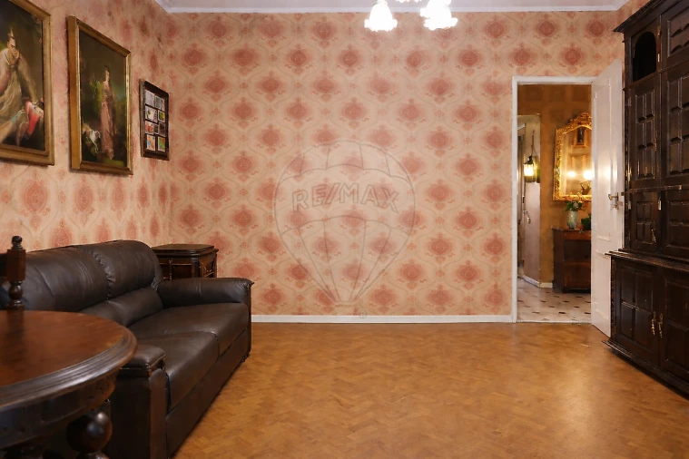 Apartamento T3 para Venda em Beato Foto 3