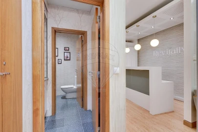 Escritório para Arrendamento em Santo António