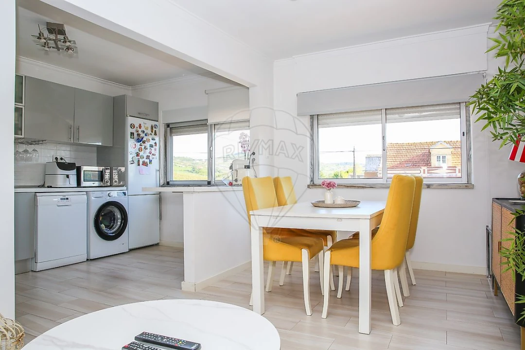 Apartamento T1 para Venda em Arruda dos Vinhos Foto 14