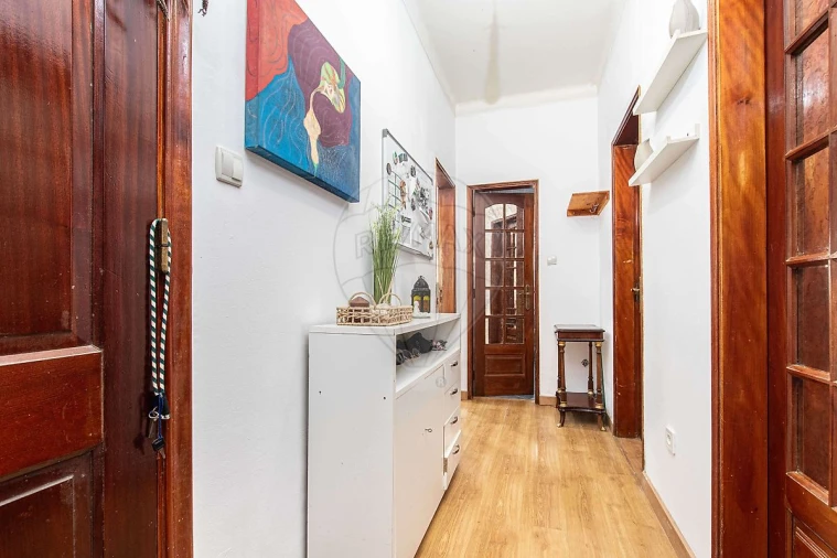 Apartamento T2 para Venda em Laranjeiro e Feijó Foto 6