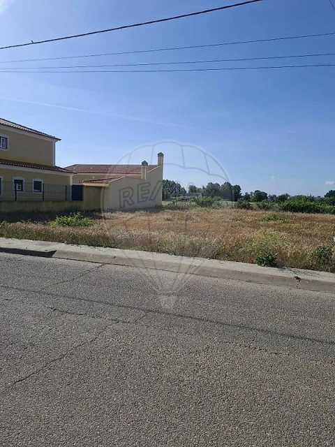 Terreno para Venda em Alpiarça