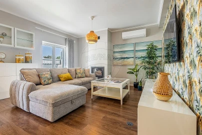 Moradia T3 para Venda em Ereira e Lapa