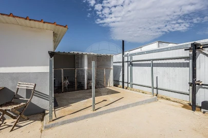 Moradia T3 para Venda em Ereira e Lapa