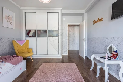 Moradia T3 para Venda em Ereira e Lapa