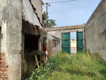 Armazém para Venda em Benfica do Ribatejo