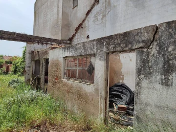 Armazém para Venda em Benfica do Ribatejo