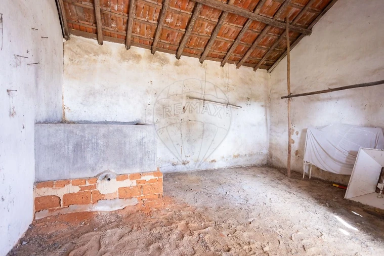 Moradia T1 para Venda em Coruche, Fajarda e Erra Foto 2