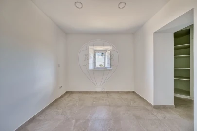 Moradia T2 para Venda em Azambujeira e Malaqueijo