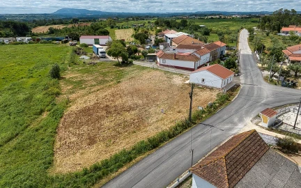 Moradia T2 para Venda em Azambujeira e Malaqueijo