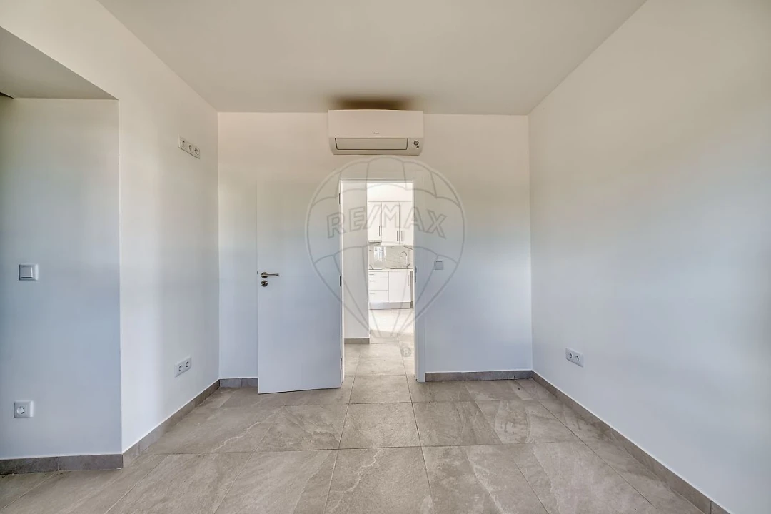 Moradia T2 para Venda em Azambujeira e Malaqueijo Foto 36