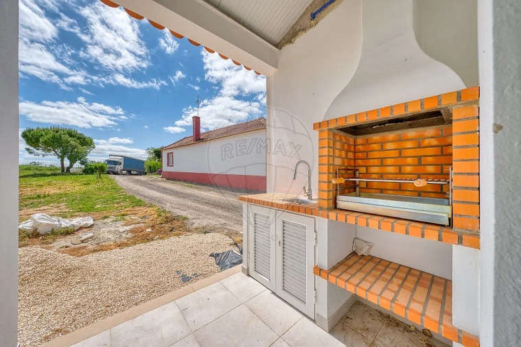 Moradia T2 para Venda em Azambujeira e Malaqueijo Foto 17