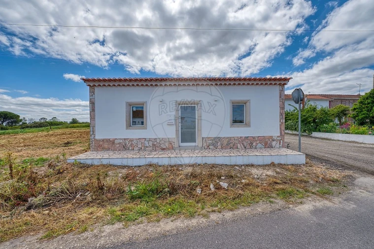 Moradia T2 para Venda em Azambujeira e Malaqueijo Foto 11