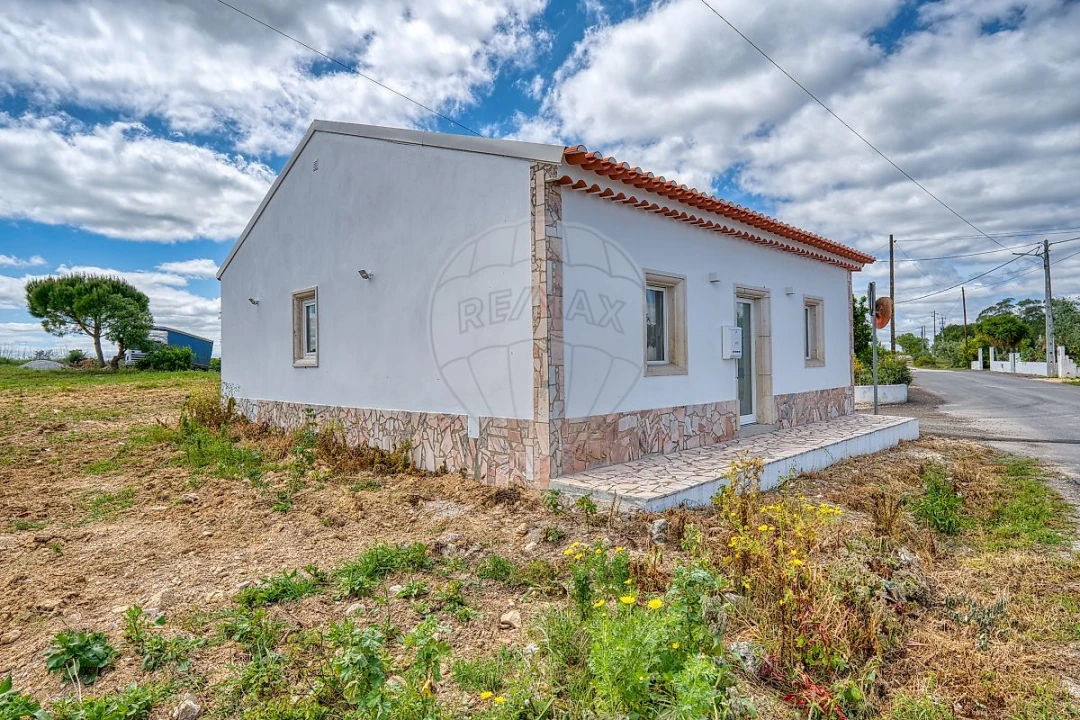 Moradia T2 para Venda em Azambujeira e Malaqueijo Foto 6