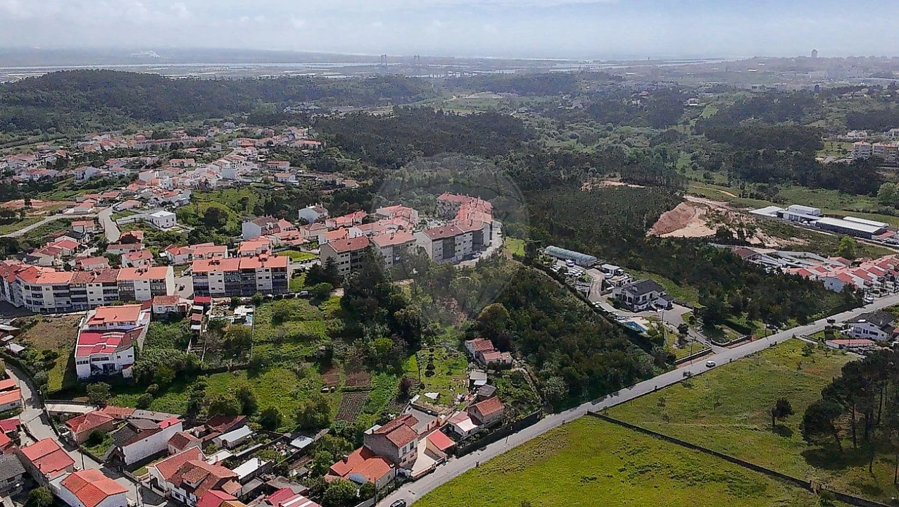 Terreno para Venda em Tavarede Foto 16