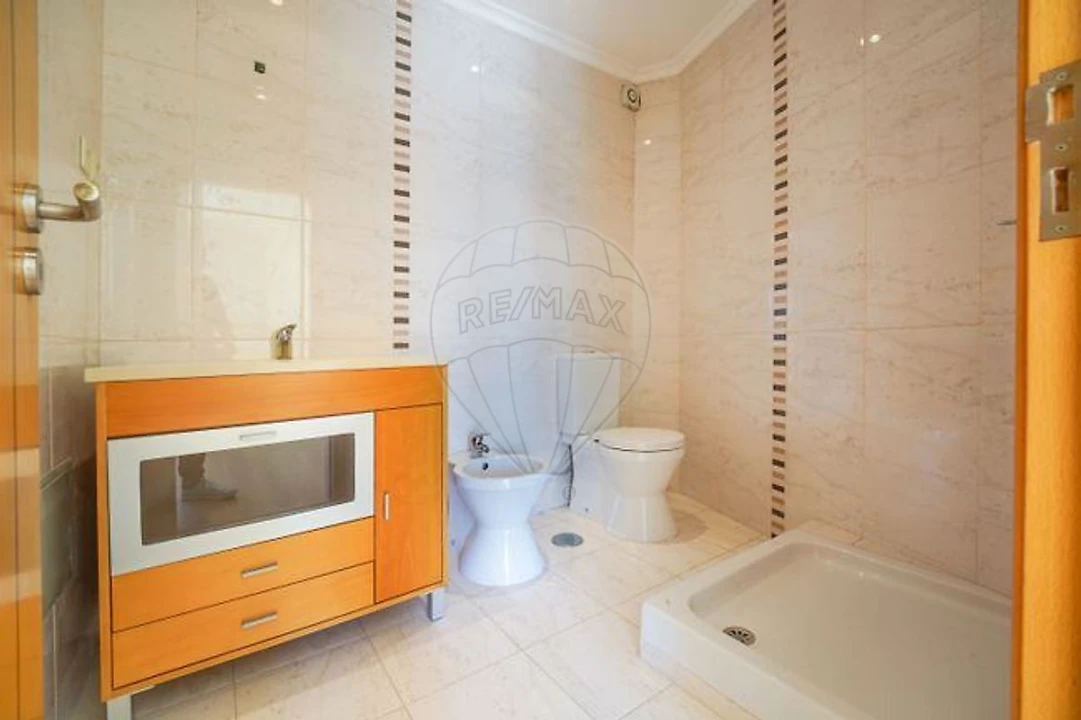 Apartamento T3 para Arrendamento em Buarcos Foto 1