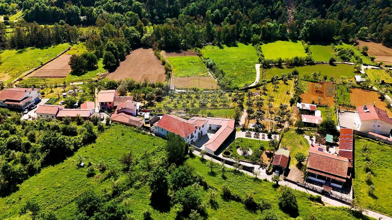 Moradia T3 para Venda em Vila Nova do Ceira Foto 1